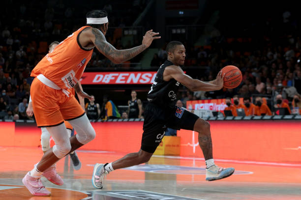 值首轮签已 值首轮签已