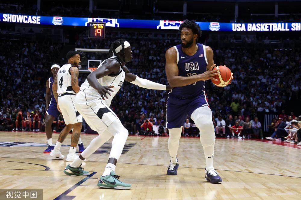 电竞正以其 电竞正以其